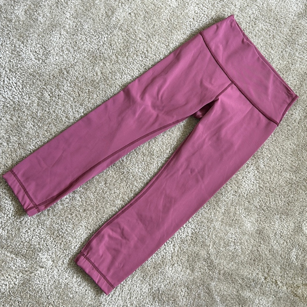 Lululemon cropped leggings